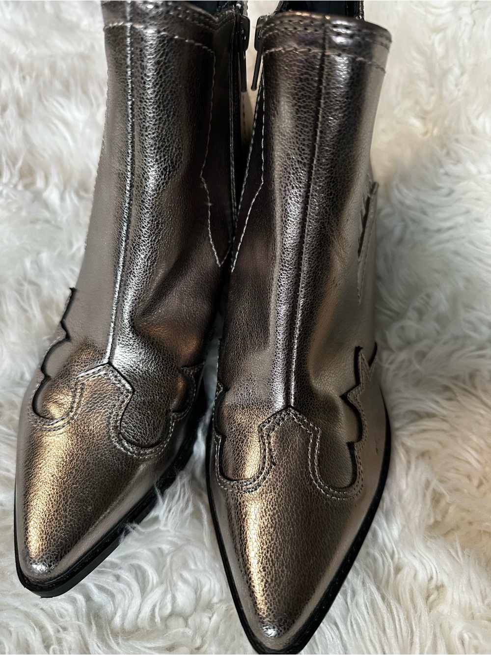 Γndigo rd. Metallic Pointed Toe Ankle Boots